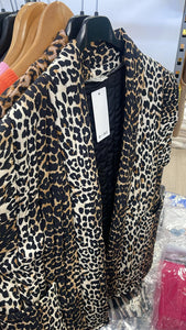 Leopard gilet